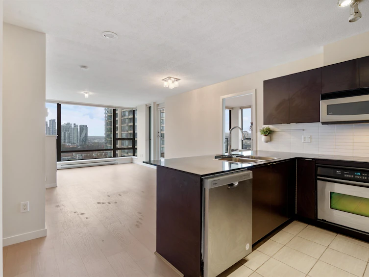 1706-4118 Dawson Street, Burnaby, BC, V5C 0A3 - 4