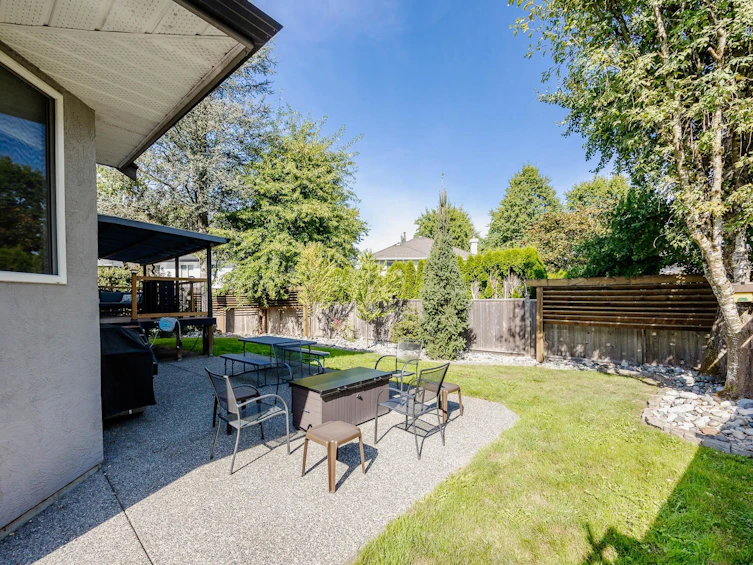 20763 91a Avenue, Langley, BC, V1M 2P6 - 29