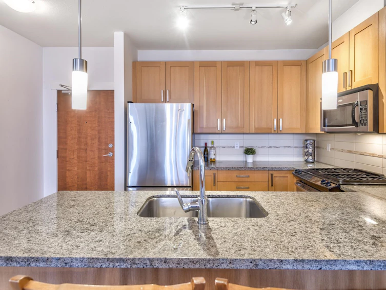 410-15918 26 Avenue, Surrey, BC, V3Z 5K3 - 9