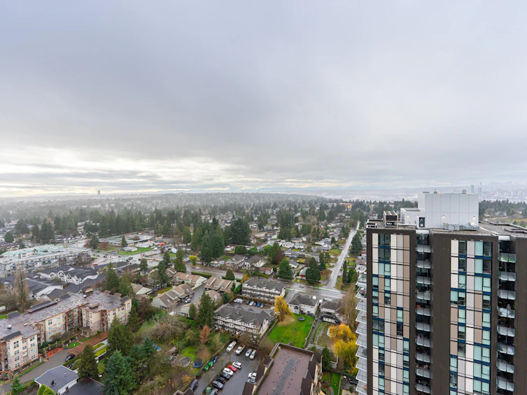 2906-13308 Central Avenue, Surrey, BC, V3T 0M4 - 14