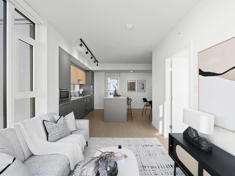 3103-13745 George Junction, Surrey, BC, V3T 4Y3 - 3