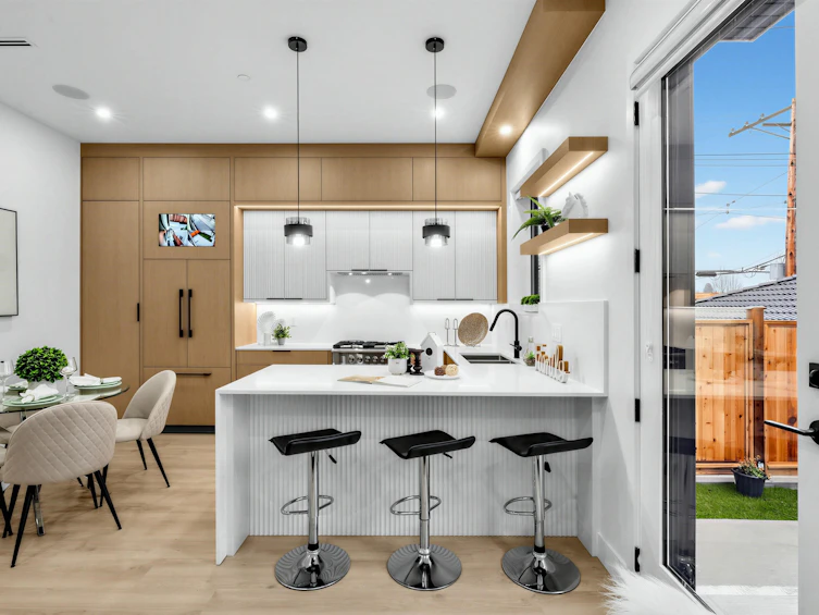 2-1020 Nootka Street, Vancouver, BC, V5K 4E7 - 5