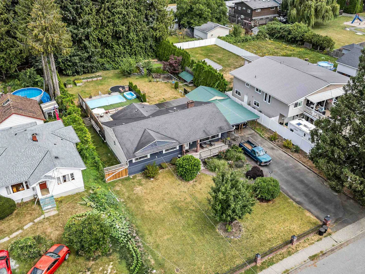 46465 Brooks Avenue, Chilliwack, BC, V2P 1C6 - 2