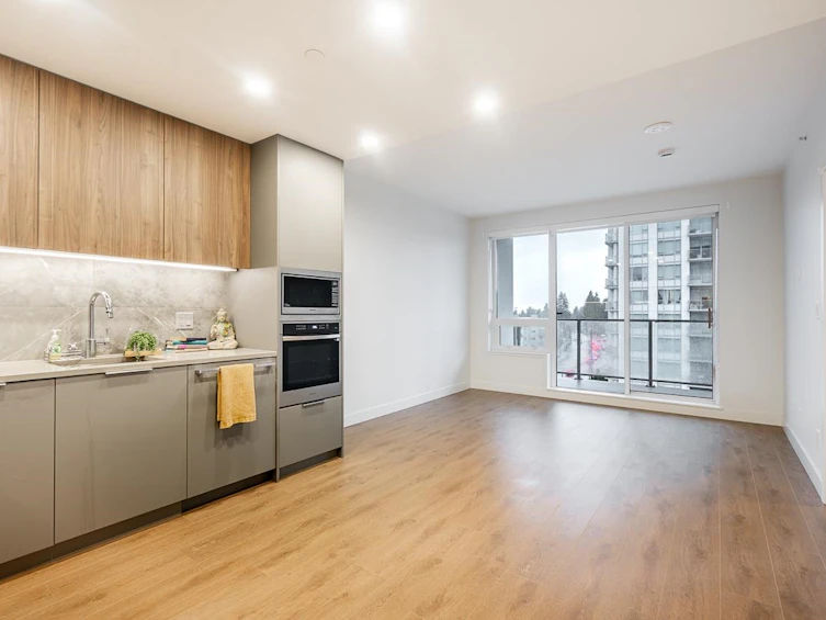 708-13387 Old Yale Road, Surrey, BC, V3T 0V6 - 6