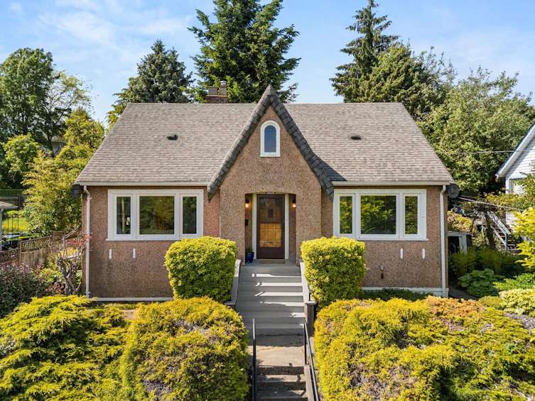 1509 Sixth Avenue, New Westminster, BC, V3M 2C5