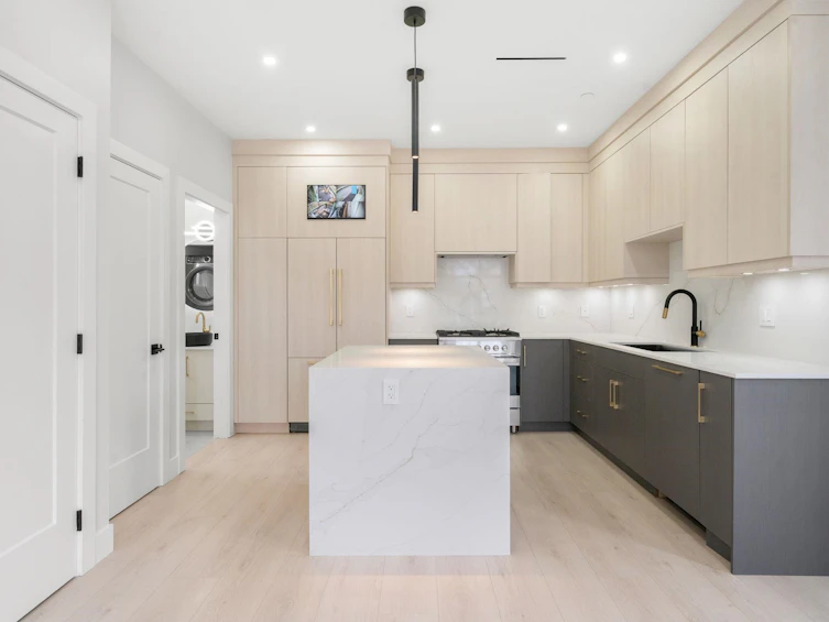 1-3274 E 44th Avenue, Vancouver, BC, V5R 3B1 - 12
