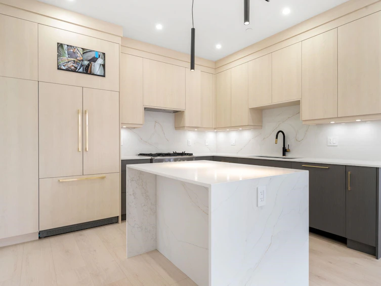 1-3274 E 44th Avenue, Vancouver, BC, V5R 3B1 - 9