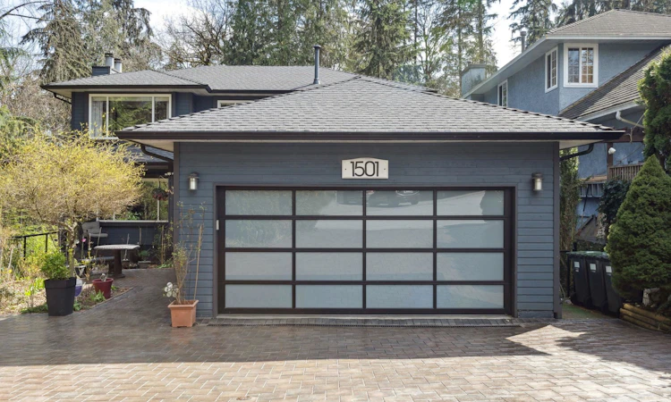 1501 Ostler Court