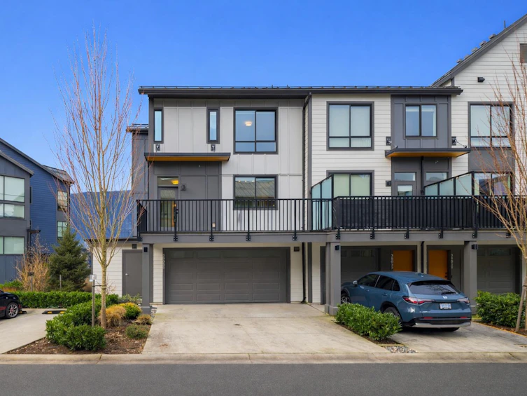 38035 Helm Way, Squamish, BC, V8B 2A1 - 34