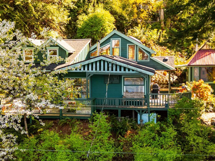 1587 Mount Gardner Road, Bowen Island, BC, V0N 1G2 - 32