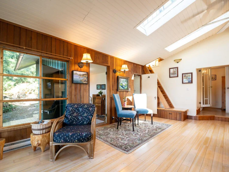 1587 Mount Gardner Road, Bowen Island, BC, V0N 1G2 - 6