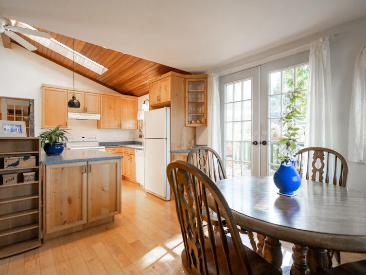 1587 Mount Gardner Road, Bowen Island, BC, V0N 1G2 - 9