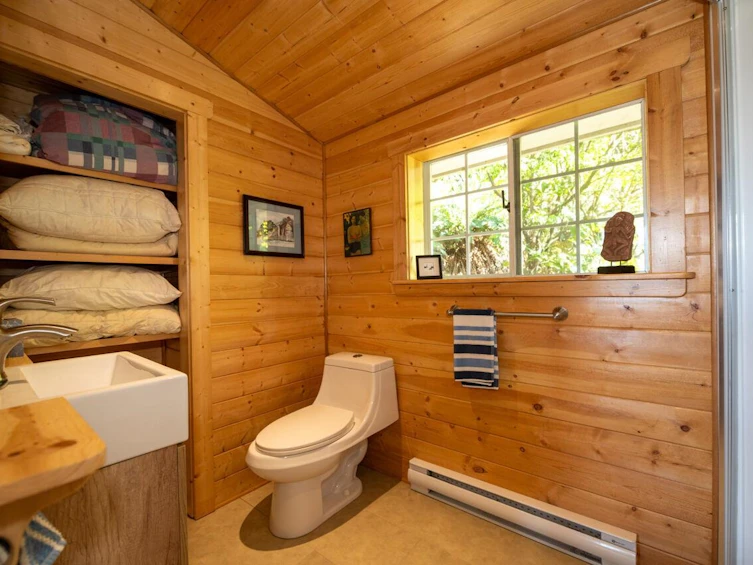 1587 Mount Gardner Road, Bowen Island, BC, V0N 1G2 - 24