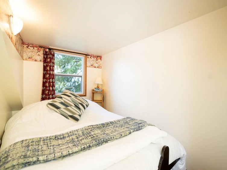 1587 Mount Gardner Road, Bowen Island, BC, V0N 1G2 - 19