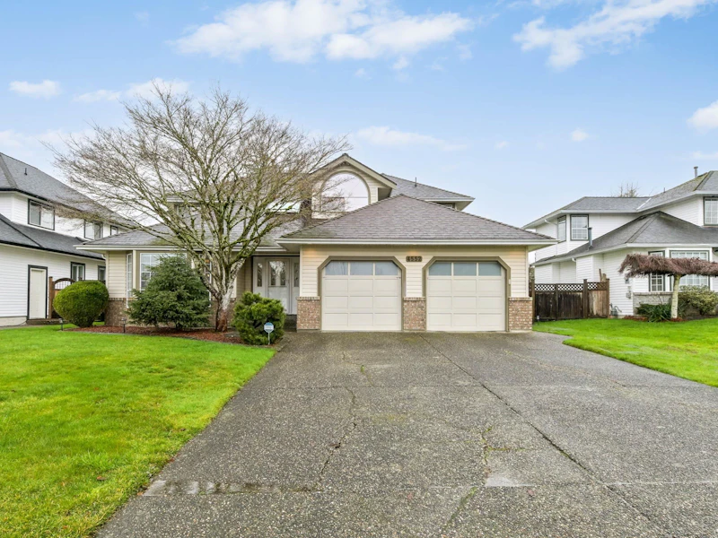 4552 217a Street, Langley BC V3A 9B9