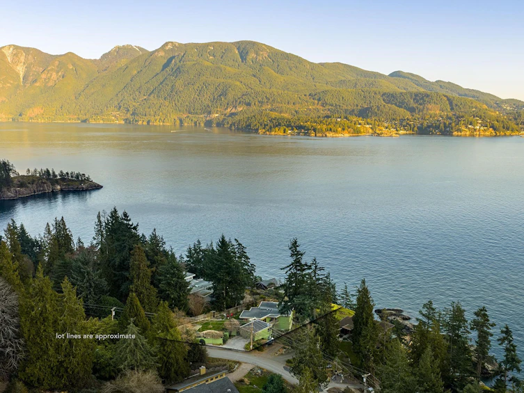835 Hummingbird Lane, Bowen Island, BC, V0N 1G1 - 37