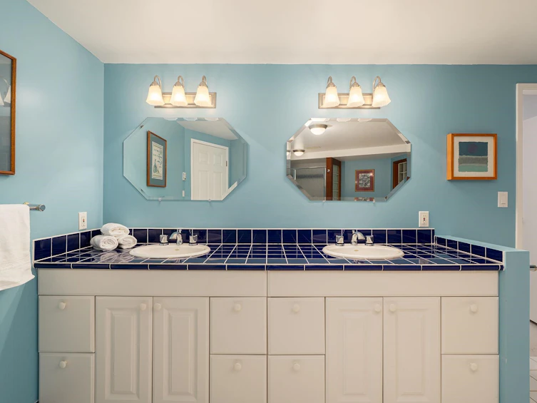 835 Hummingbird Lane, Bowen Island, BC, V0N 1G1 - 27