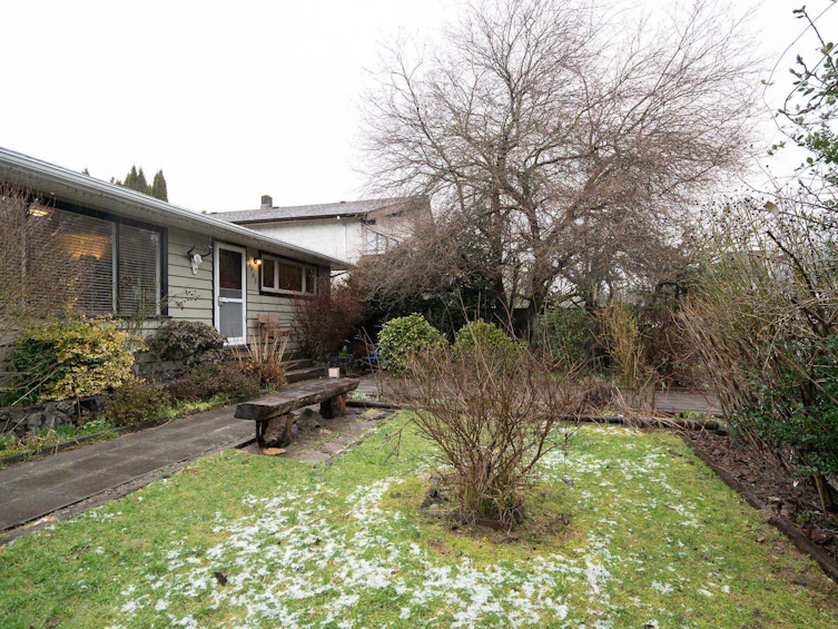 37963 Fourth Avenue, Squamish, BC, V8B 0B7 - 3