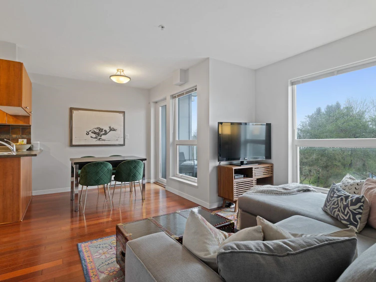412-2891 E Hastings Street, Vancouver, BC, V5K 5J8 - 9
