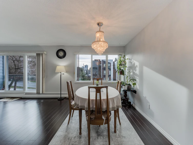 208-156 W 21st Street, North Vancouver, BC, V7M 1Y9 - 11
