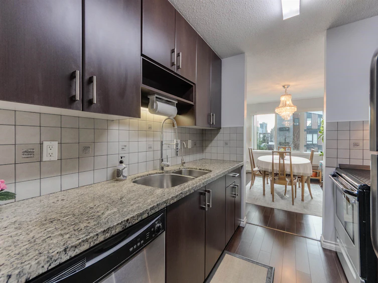 208-156 W 21st Street, North Vancouver, BC, V7M 1Y9 - 13
