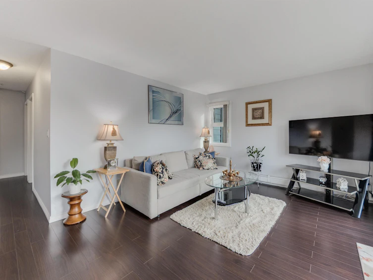 208-156 W 21st Street, North Vancouver, BC, V7M 1Y9 - 6