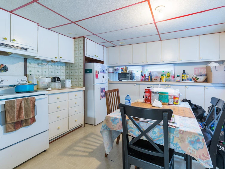 31-8266 King George Boulevard, Surrey, BC, V3W 5C2 - 3