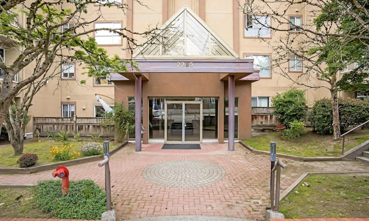 101-2285 Pitt River Road