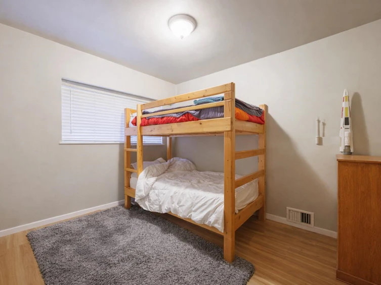 6524 Charles Street, Burnaby, BC, V5B 2H1 - 9