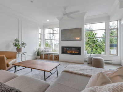 301-1118 55 Street - 4