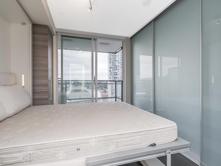 1709-13398 104 Avenue, Surrey, BC, V3T 1V6 - 22