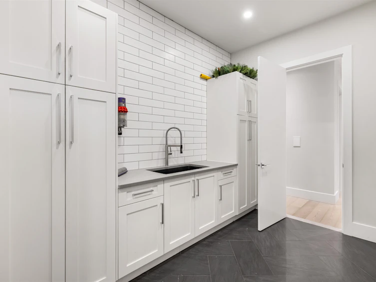 3745 208 Street, Langley, BC, V3A 4X6 - 26