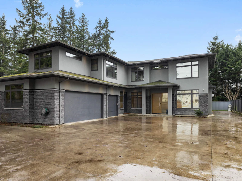 3745 208th Street, Langley BC V3A 4X6