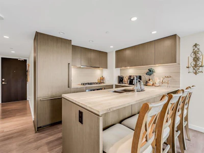 602-112 E 13th Street - 5