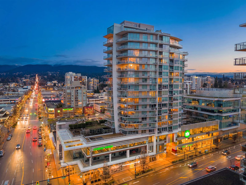 602 - 112 E 13th Street, North Vancouver BC