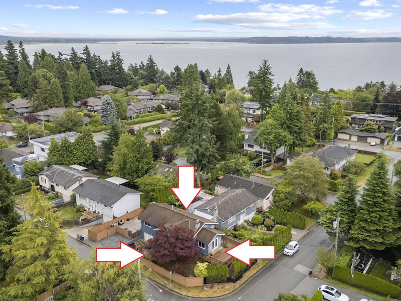 13950 Blackburn Avenue, Surrey BC V4B 2Z5