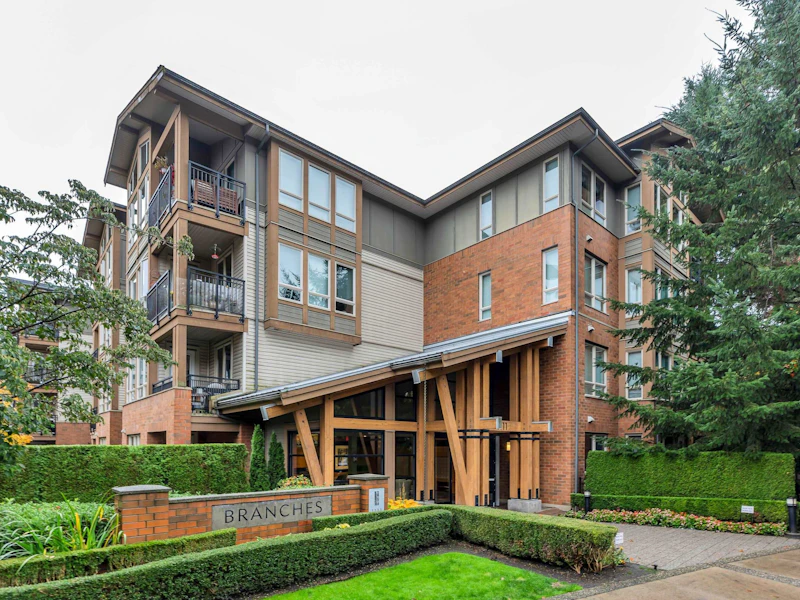 310 - 1111 E 27th Street, North Vancouver BC V7J 1S3