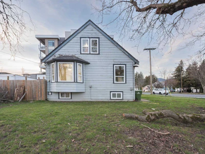 45726 Spadina Avenue - 4