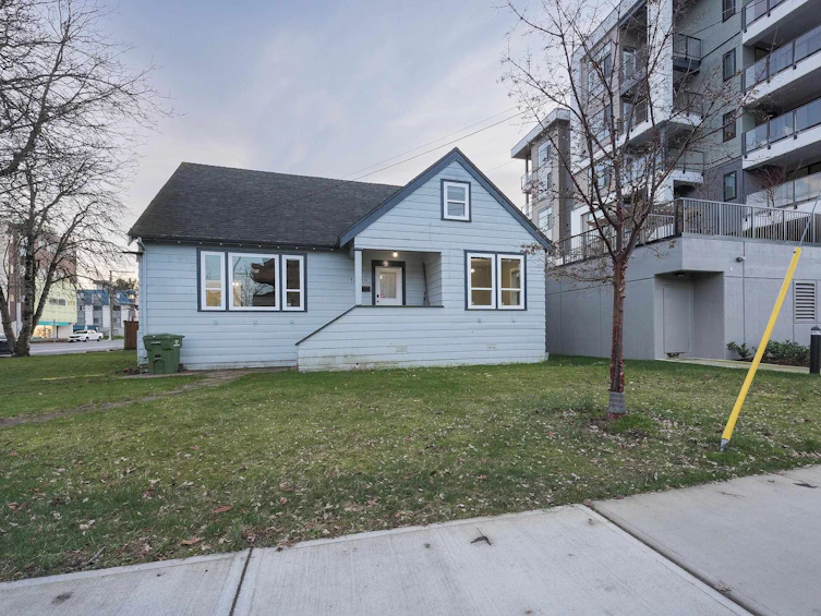 45726 Spadina Avenue, Chilliwack, BC, V2P 1T7 - 2