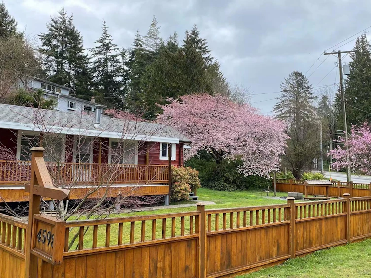 4598 Whitaker Road, Sechelt, BC, V7Z 0E4 - 2