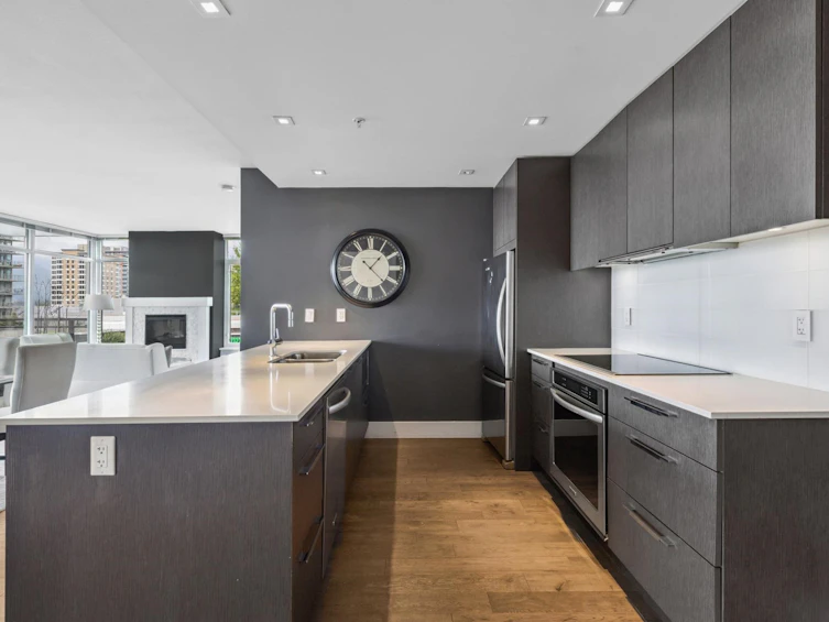 505-111 E 13th Street, North Vancouver, BC, V7L 0C7 - 14