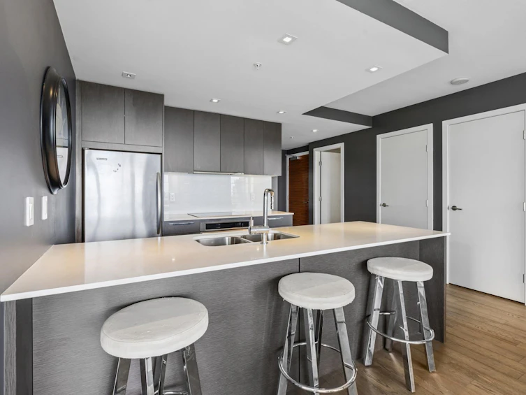 505-111 E 13th Street, North Vancouver, BC, V7L 0C7 - 11