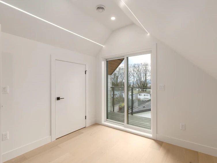 2-3508 E Pender Street, Vancouver, BC, V5K 2E3 - 21
