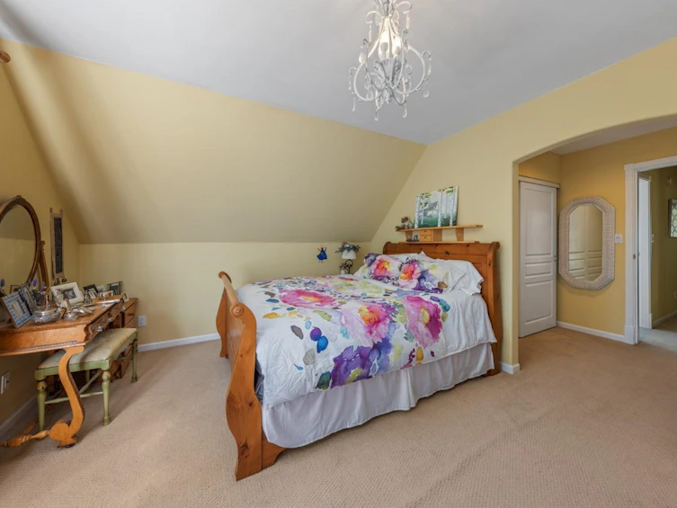 576 Cates Hill Road, Bowen Island, BC, V0N 1G2 - 32
