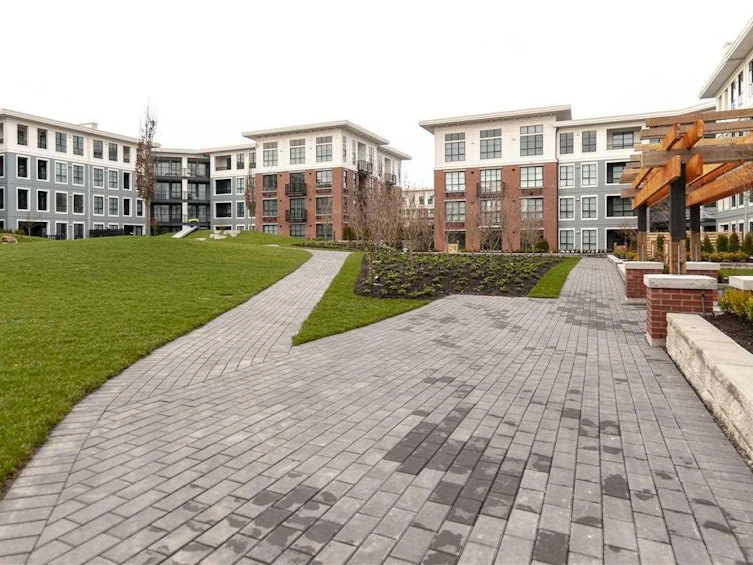 418-15138 34 Avenue, Surrey, BC, V3S 0L3 - 18