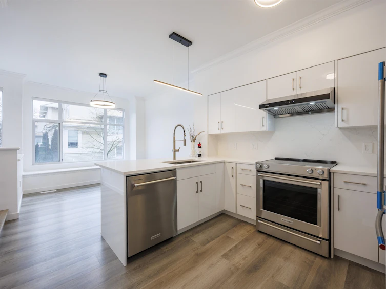 16-12900 Jack Bell Drive, Richmond, BC, V6V 2V8 - 9
