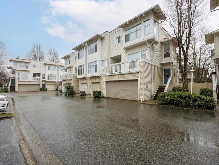 16-12900 Jack Bell Drive, Richmond, BC, V6V 2V8 - 2
