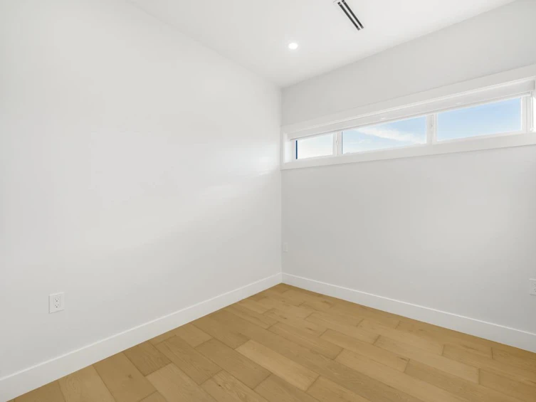 1330 E 64th Avenue, Vancouver, BC, V5X 2P1 - 10