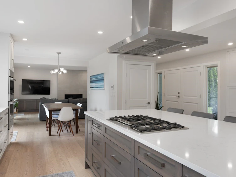 2678 Ailsa Crescent, North Vancouver, BC, V7K 2B2 - 12