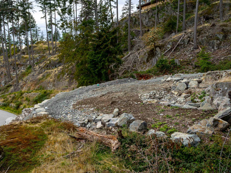 266 Shore Lane, Bowen Island, BC, V0N 1G2 - 10